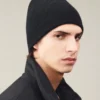 The J beanie Fine-ribbed beanie