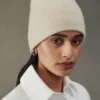 The J beanie Fine-ribbed beanie