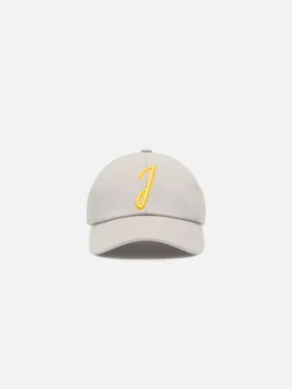 The New York baseball cap Logo cap – exclusively sold online and in our New York boutique