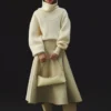 The Ovalo clutch Folded shoulder bag