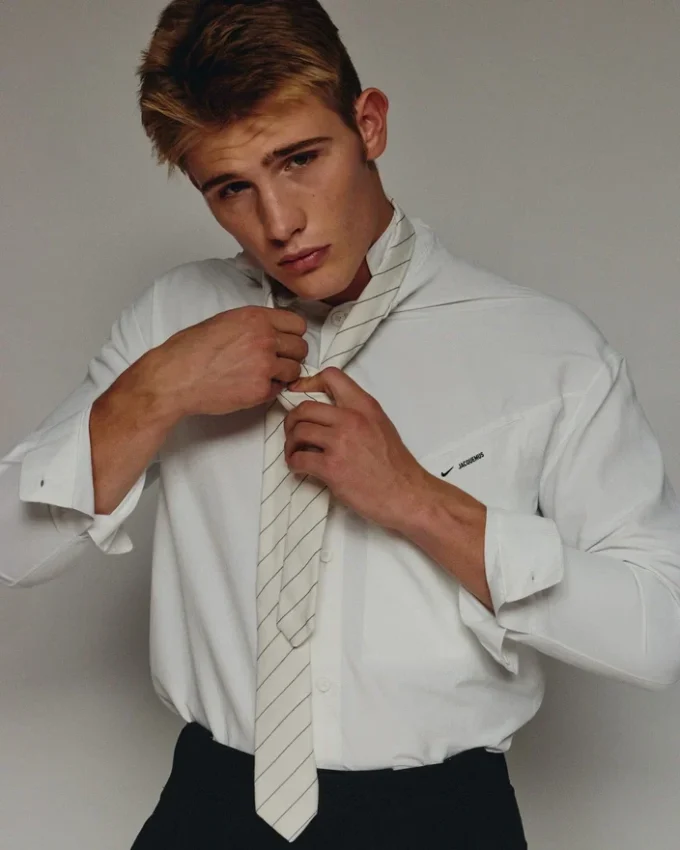 The tech shirt Jacquemus + Nike Technical shirt – Jacquemus + Nike collaboration